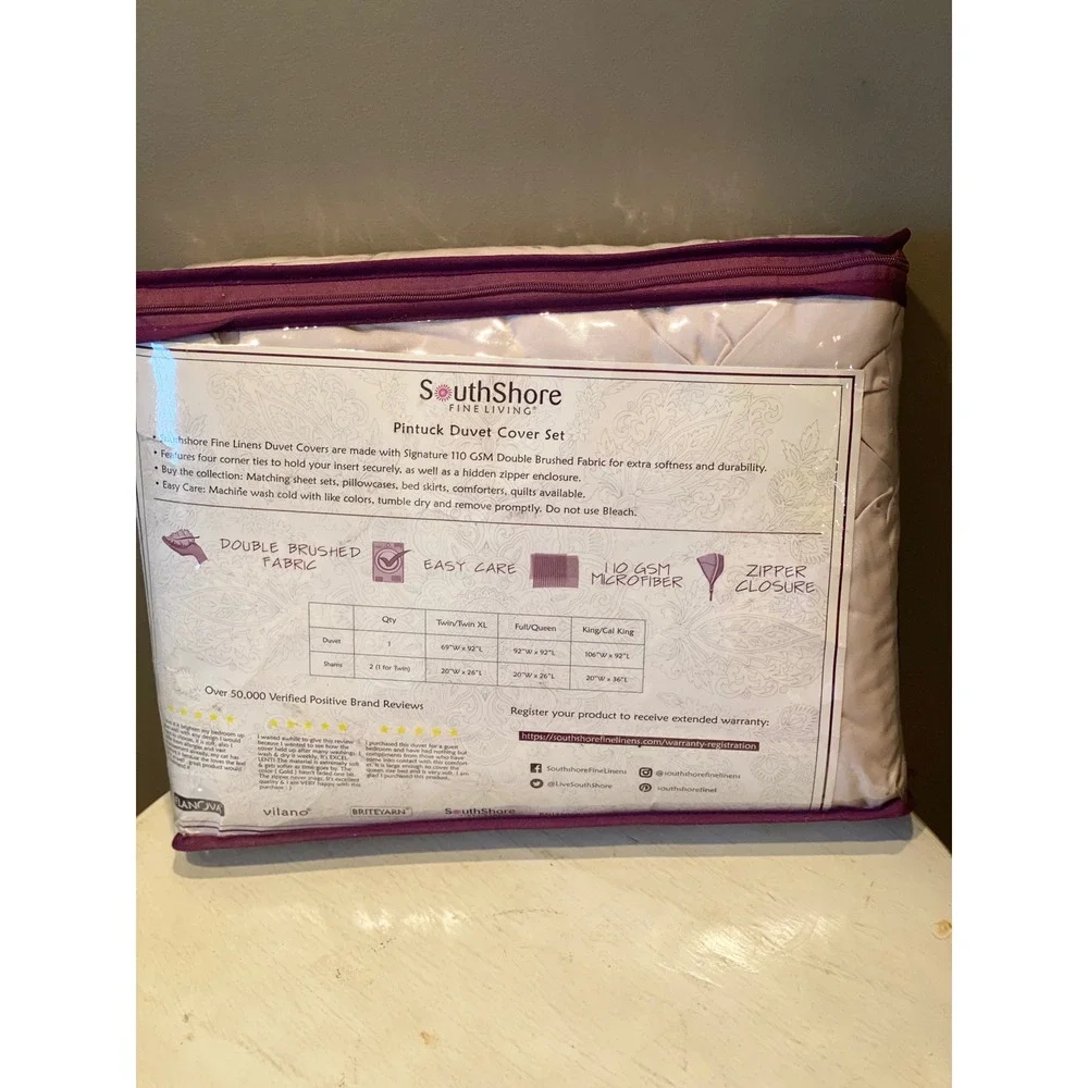 SouthShore Pintuck‎ Duvet Cover Set 2-Piece Zipper Closure Twin / Twin XL